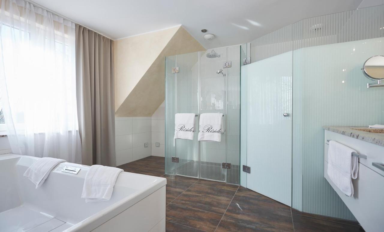 Kluet Hotel ฮาเมลน์ ภายนอก รูปภาพ