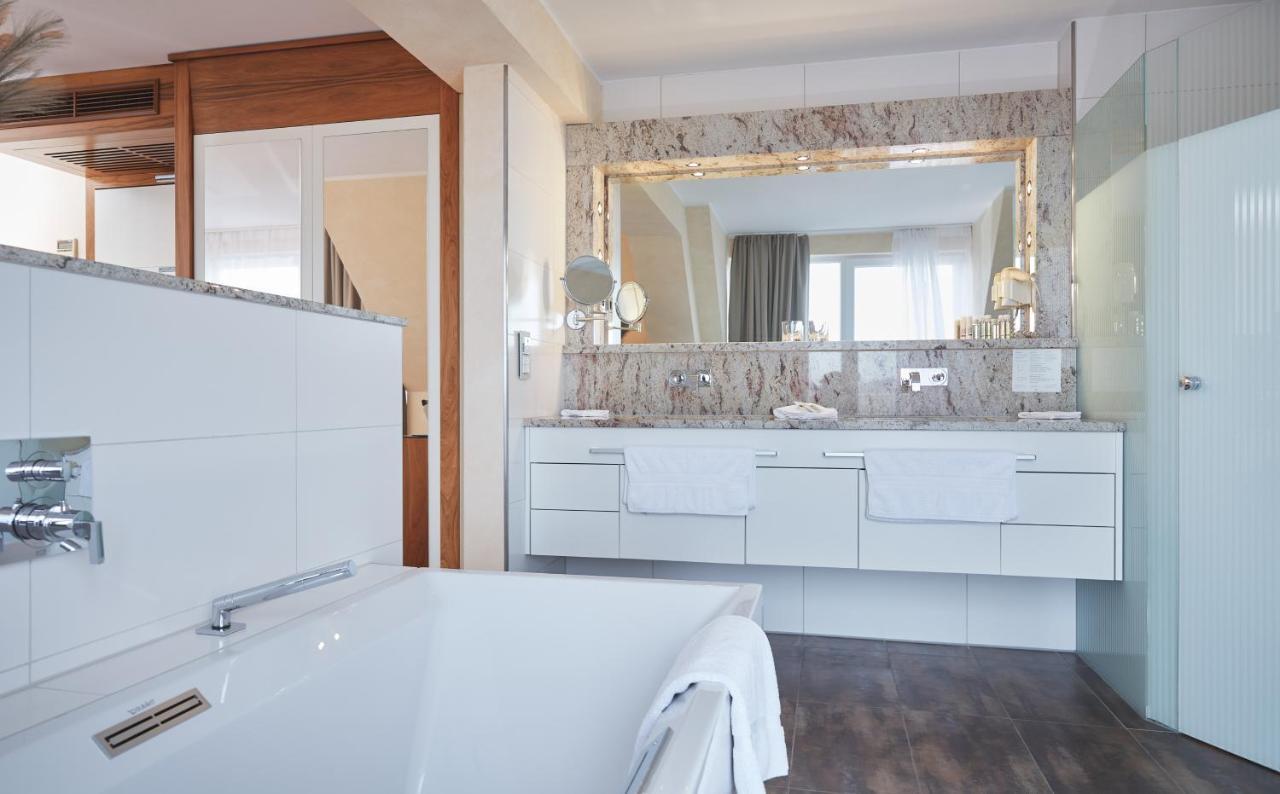 Kluet Hotel ฮาเมลน์ ภายนอก รูปภาพ