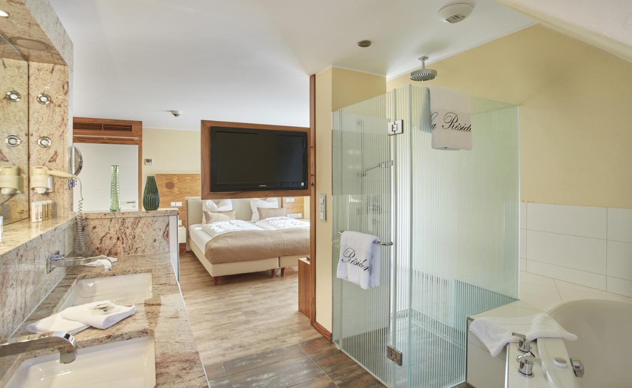 Kluet Hotel ฮาเมลน์ ภายนอก รูปภาพ